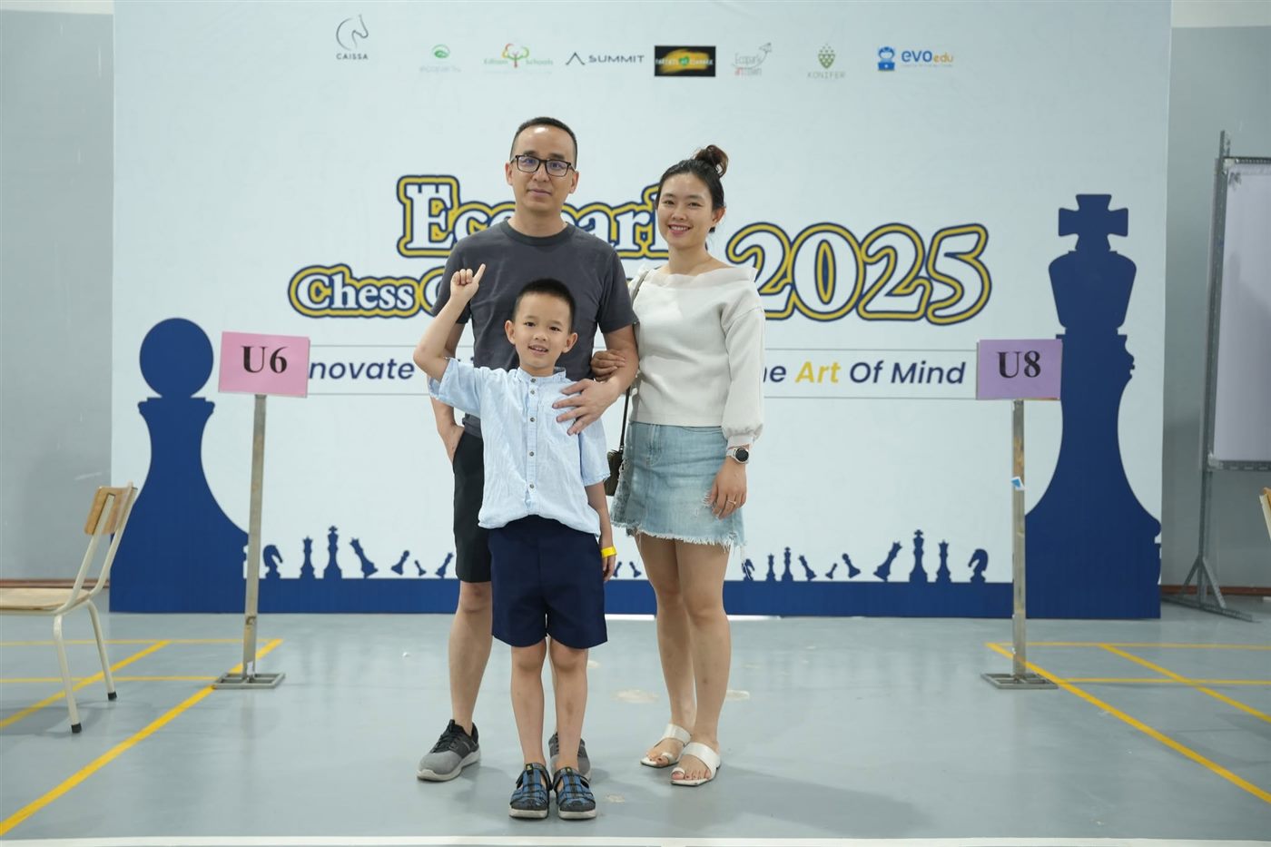 Gia đình kỳ thủ tại Ecopark Chess Championship 2025